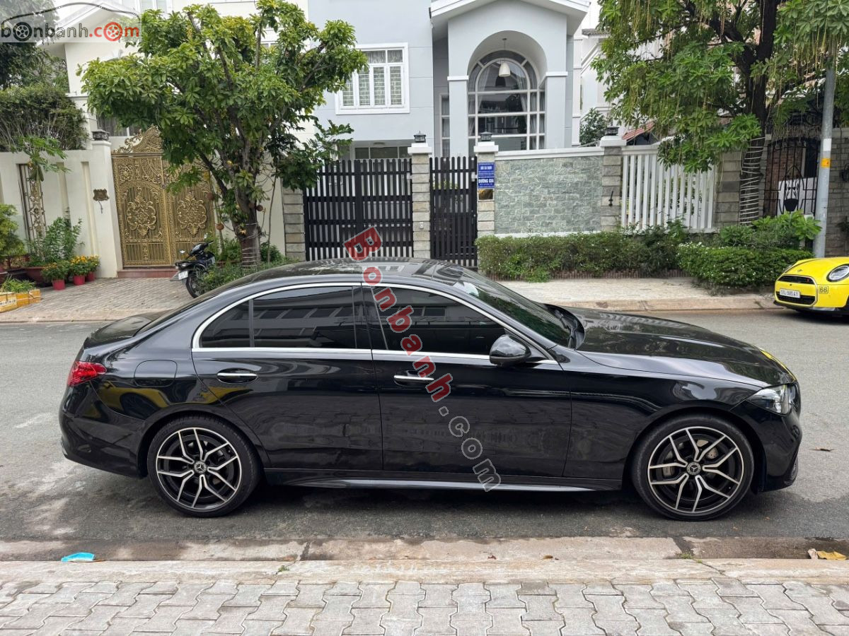 Bán ô tô Mercedes Benz C class C300 AMG - 2022 - xe cũ