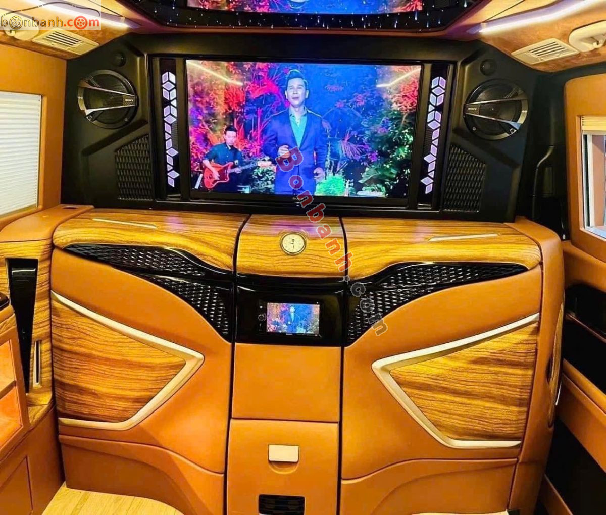 Bán ô tô Mercedes Benz V class V250 AMG - 2020 - xe cũ