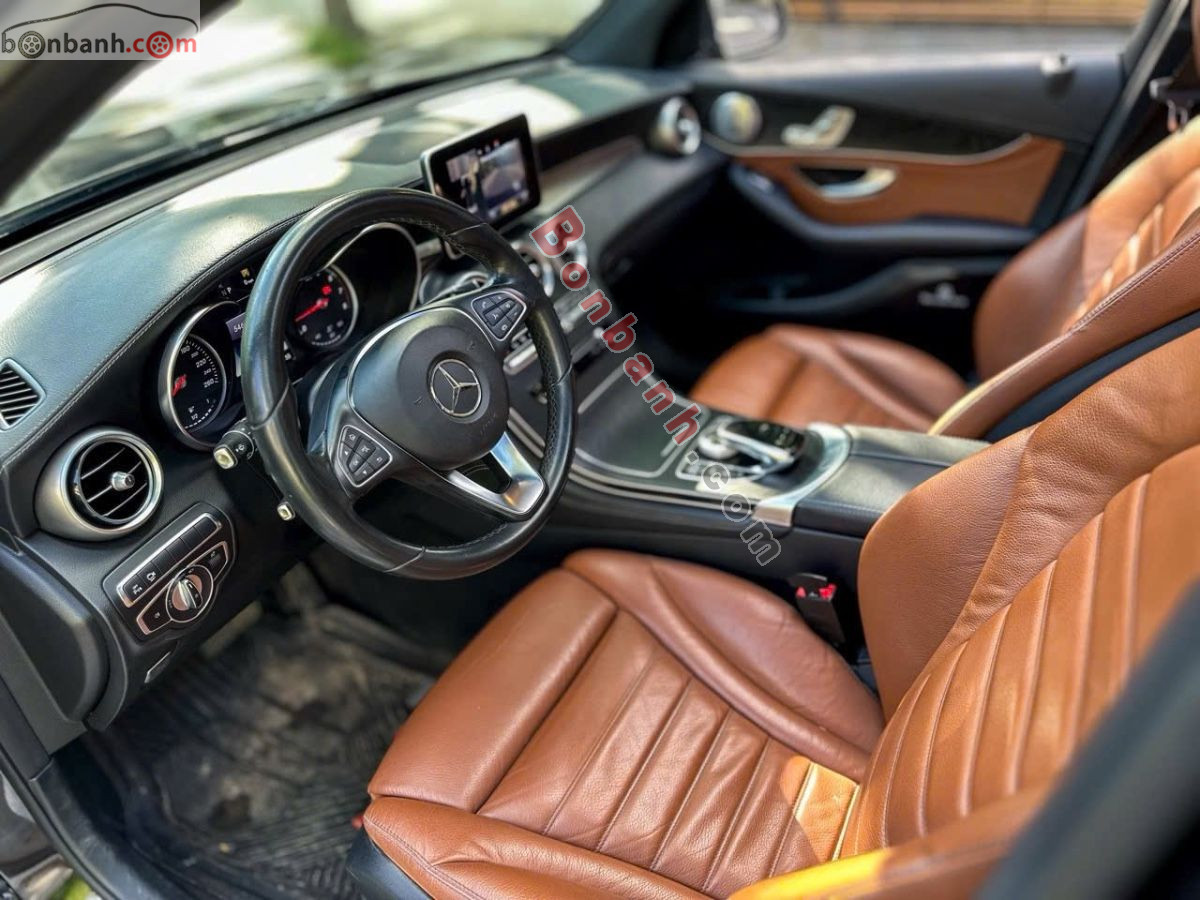 Bán ô tô Mercedes Benz GLC 300 4Matic - 2018 - xe cũ