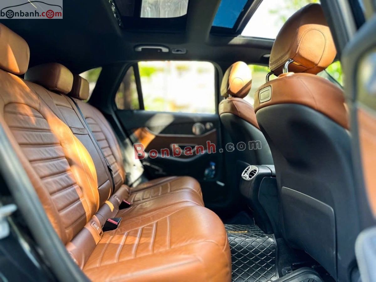 Bán ô tô Mercedes Benz GLC 300 4Matic - 2018 - xe cũ