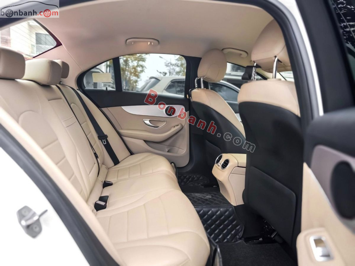 Bán ô tô Mercedes Benz C class C180 AMG - 2021 - xe cũ