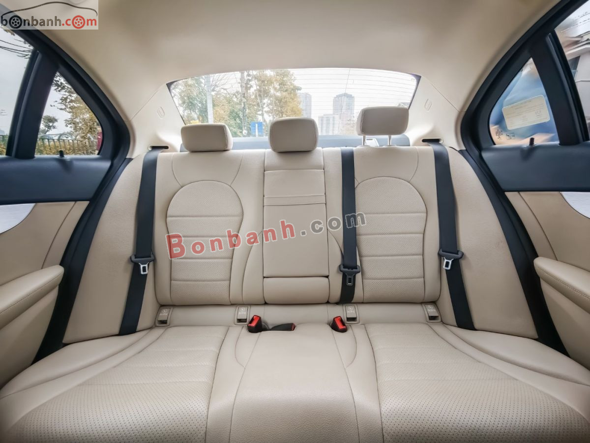 Bán ô tô Mercedes Benz C class C180 AMG - 2021 - xe cũ