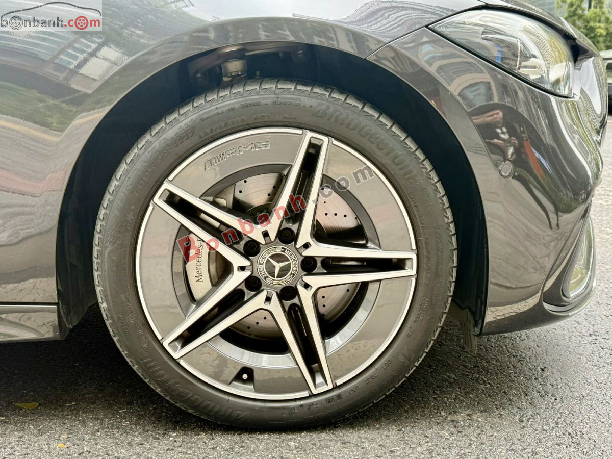 Bán ô tô Mercedes Benz C class C300 AMG - 2022 - xe cũ