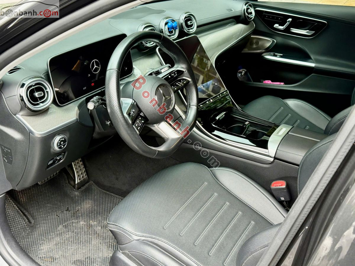 Bán ô tô Mercedes Benz C class C300 AMG - 2022 - xe cũ