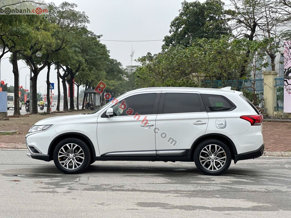 Bán ô tô Mitsubishi Outlander 2.0 CVT - 2019 - xe cũ