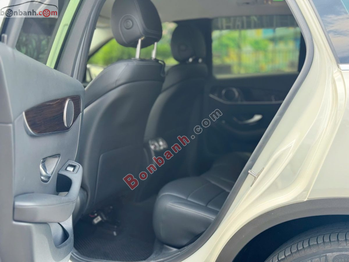 Bán ô tô Mercedes Benz GLC 200 - 2022 - xe cũ
