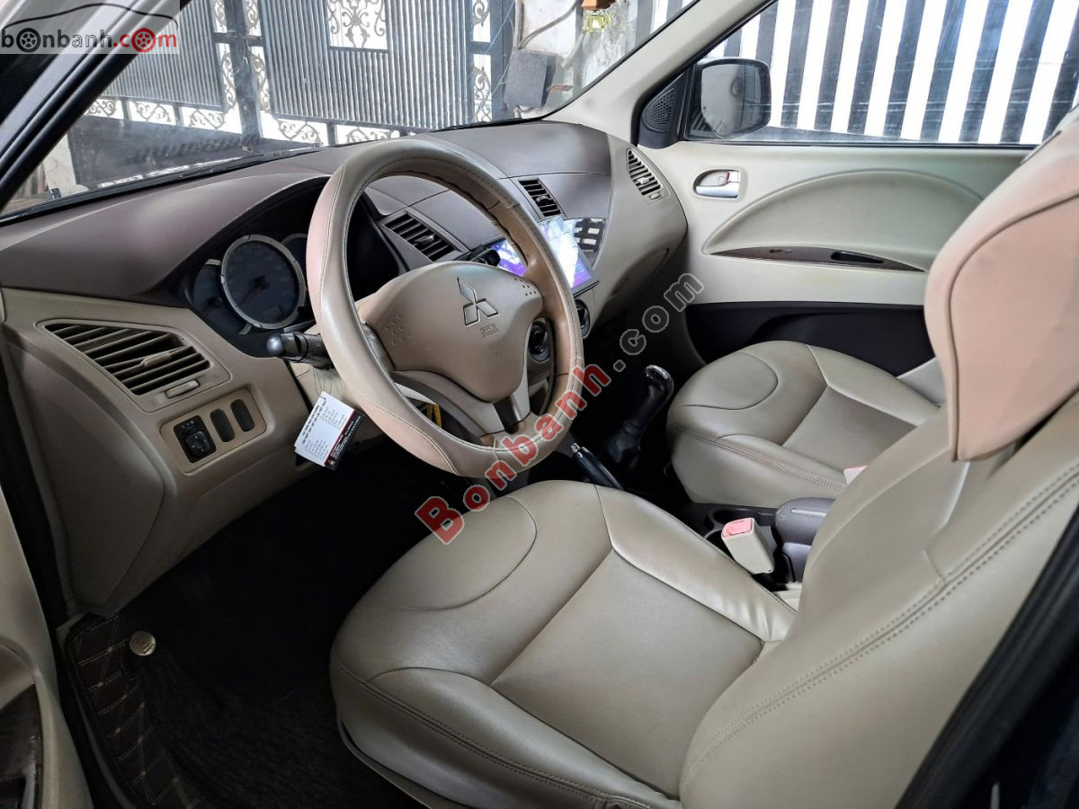 Bán ô tô Mitsubishi Zinger GLS 2.4 MT - 2011 - xe cũ