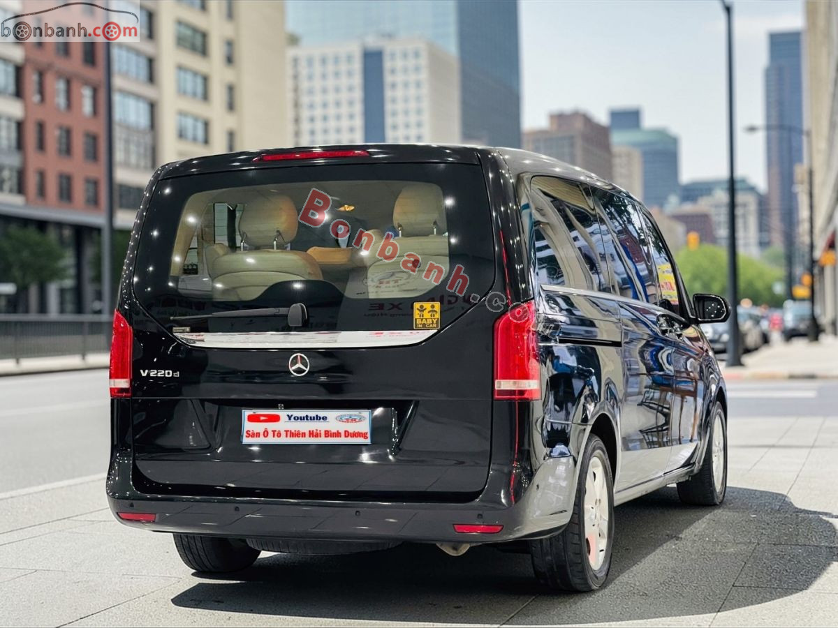 Bán ô tô Mercedes Benz V class V220d CDI - 2015 - xe cũ