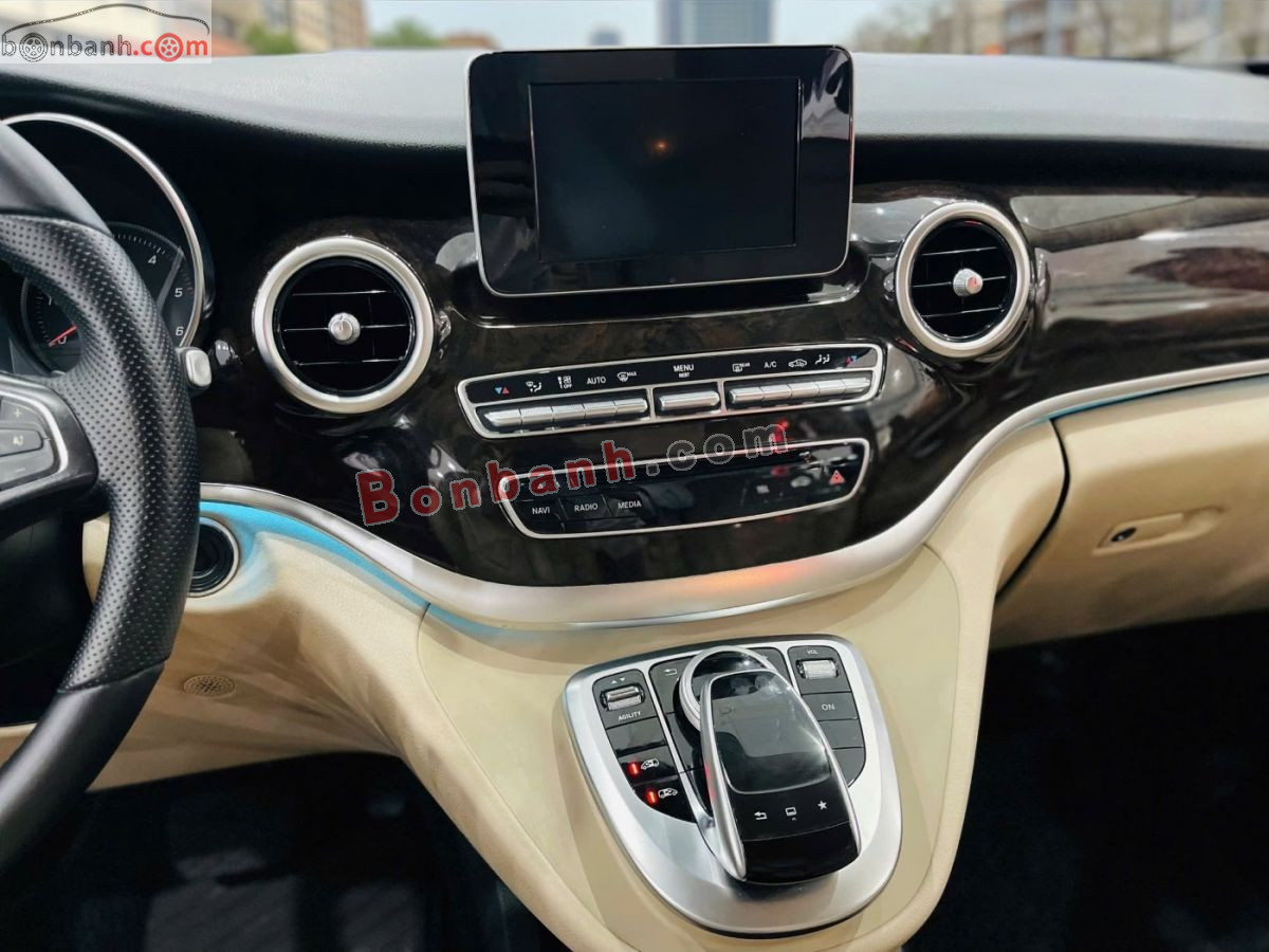 Bán ô tô Mercedes Benz V class V220d CDI - 2015 - xe cũ