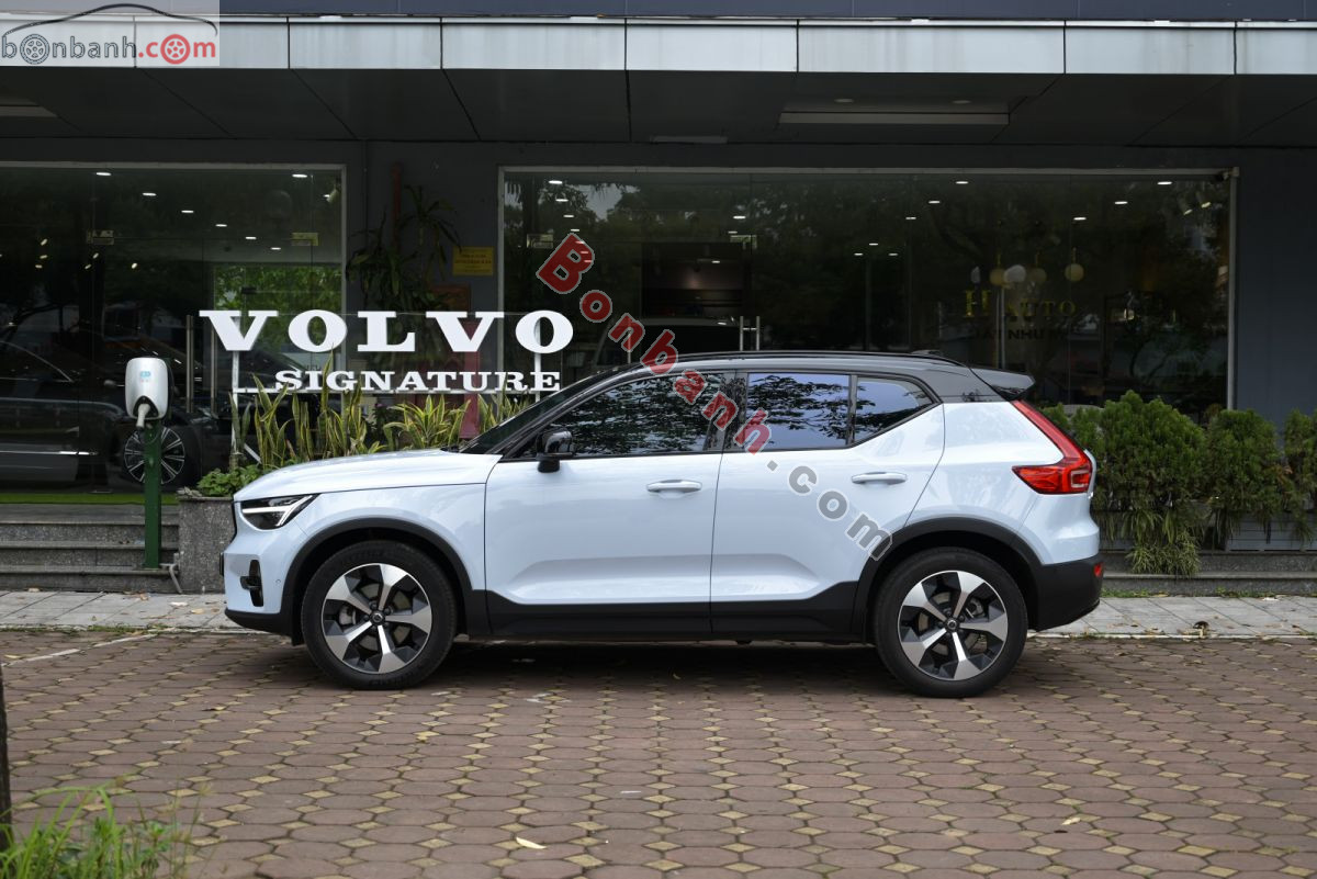 Bán ô tô Volvo XC40 Ultimate B5 AWD - 2024 - xe cũ