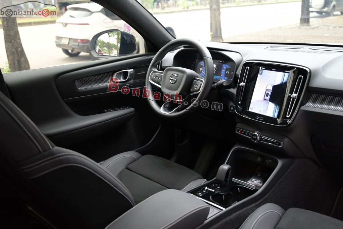 Bán ô tô Volvo XC40 Ultimate B5 AWD - 2024 - xe cũ