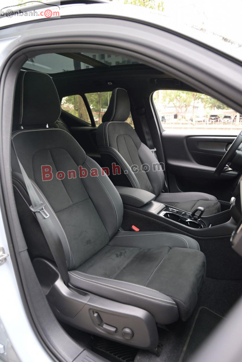 Bán ô tô Volvo XC40 Ultimate B5 AWD - 2024 - xe cũ