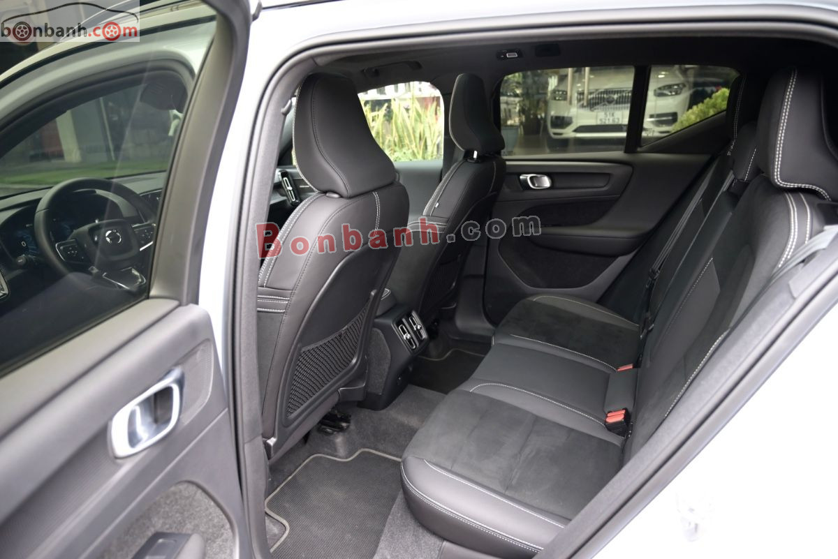 Bán ô tô Volvo XC40 Ultimate B5 AWD - 2024 - xe cũ