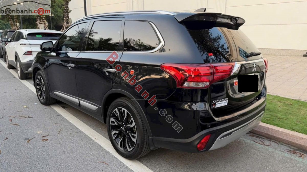 Bán ô tô Mitsubishi Outlander 2.0 CVT Premium - 2020 - xe cũ