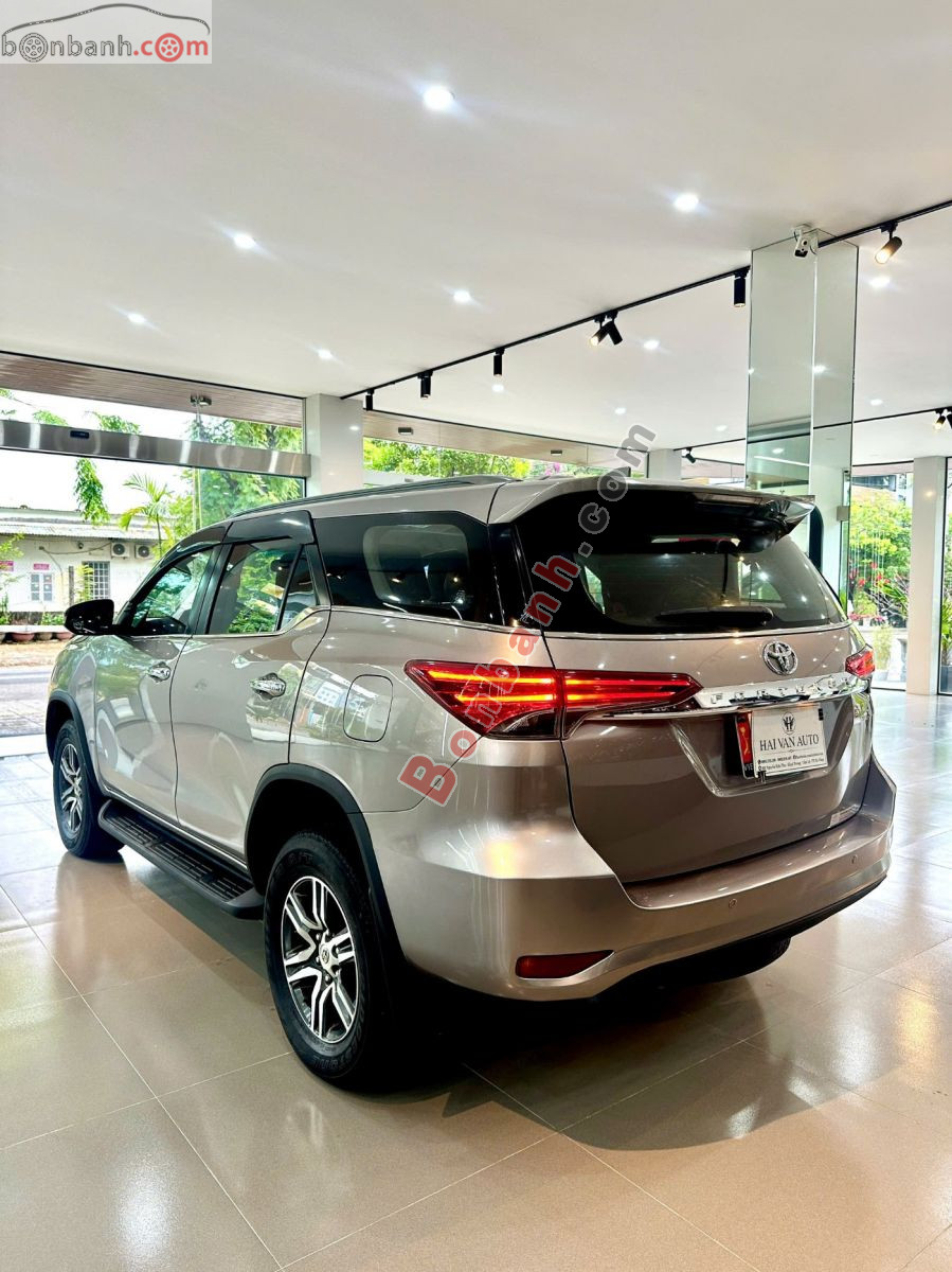 Bán ô tô Toyota Fortuner 2.4G 4x2 AT - 2019 - xe cũ