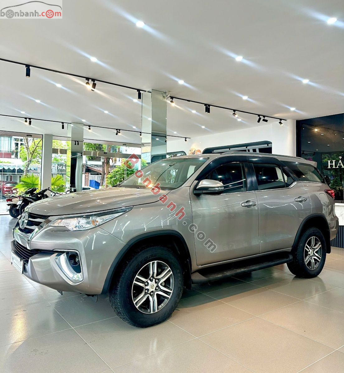 Bán ô tô Toyota Fortuner 2.4G 4x2 AT - 2019 - xe cũ