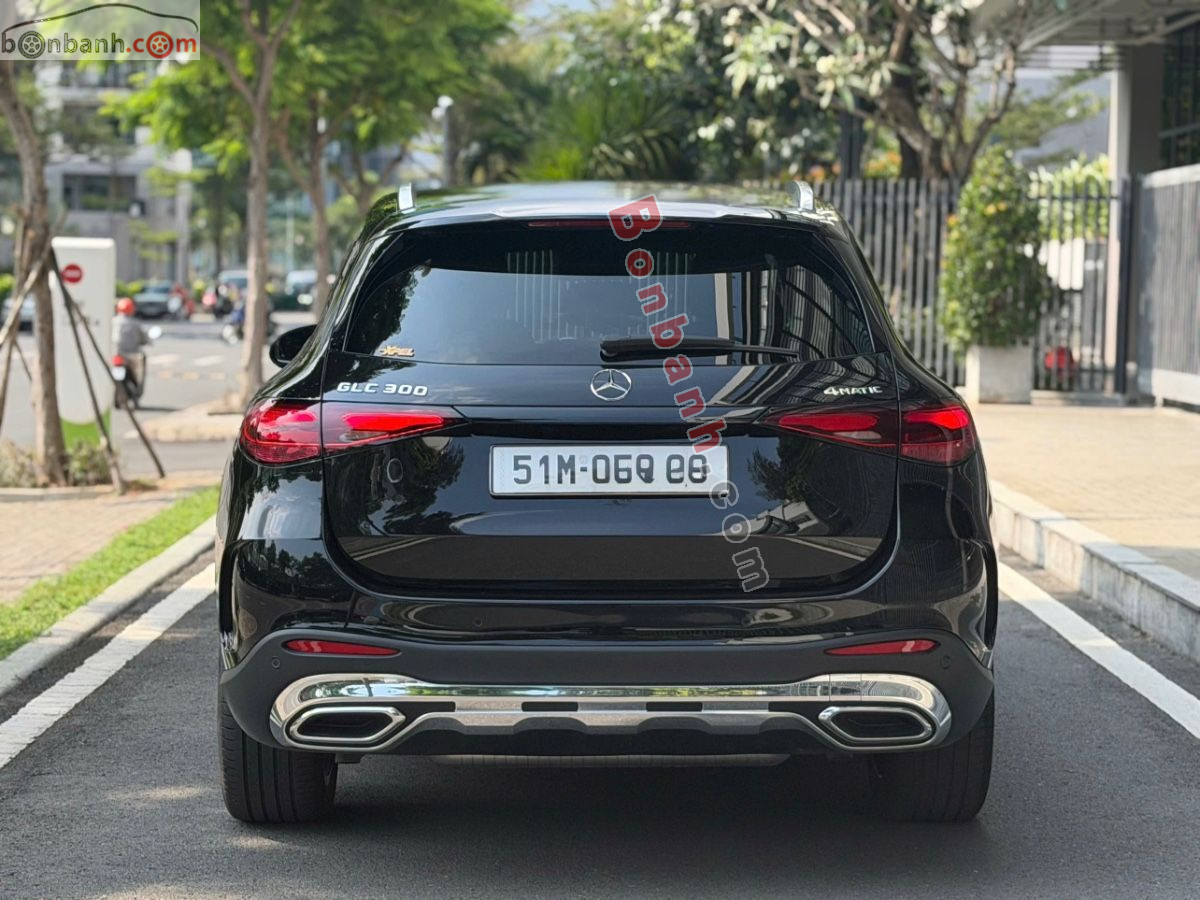 Bán ô tô Mercedes Benz GLC 300 4Matic - 2023 - xe cũ