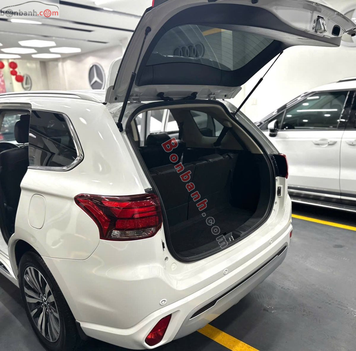 Bán ô tô Mitsubishi Outlander 2.0 CVT - 2022 - xe cũ