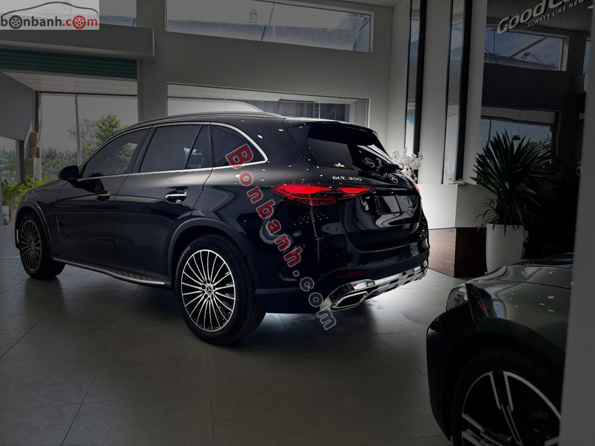 Bán ô tô Mercedes Benz GLC 300 4Matic - 2023 - xe cũ