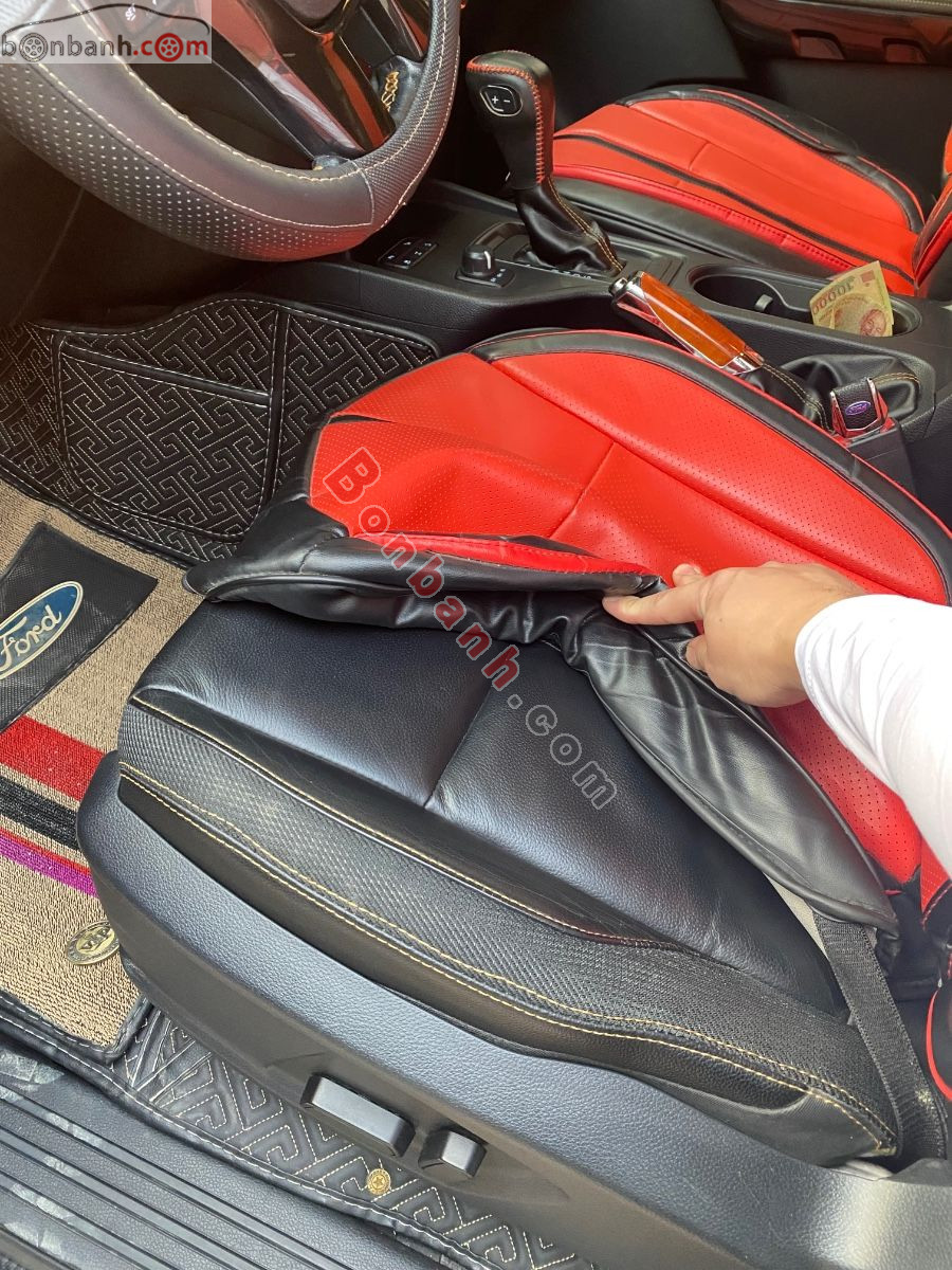 Bán ô tô Ford Ranger Wildtrak 2.0L 4x4 AT - 2018 - xe cũ