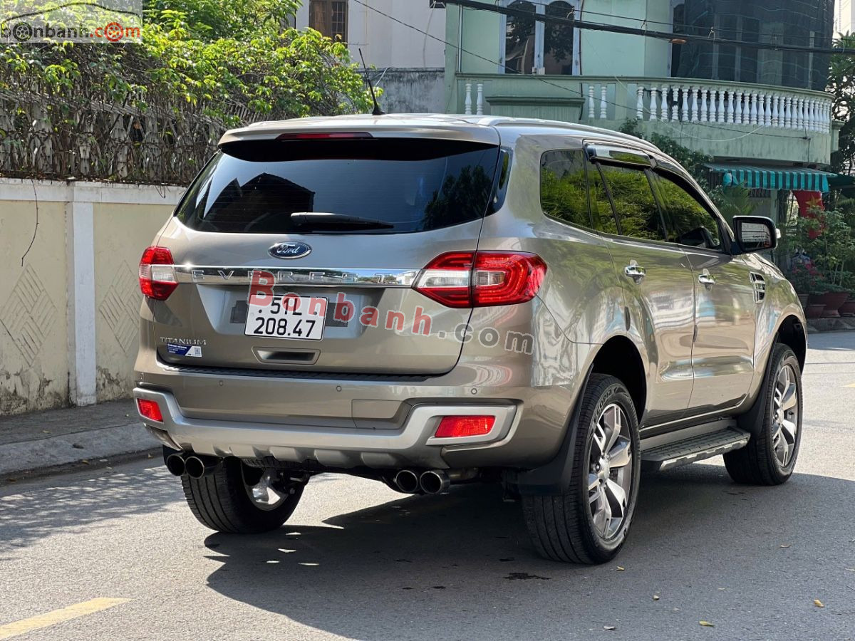 Bán ô tô Ford Everest Titanium 2.2L 4x2 AT - 2017 - xe cũ