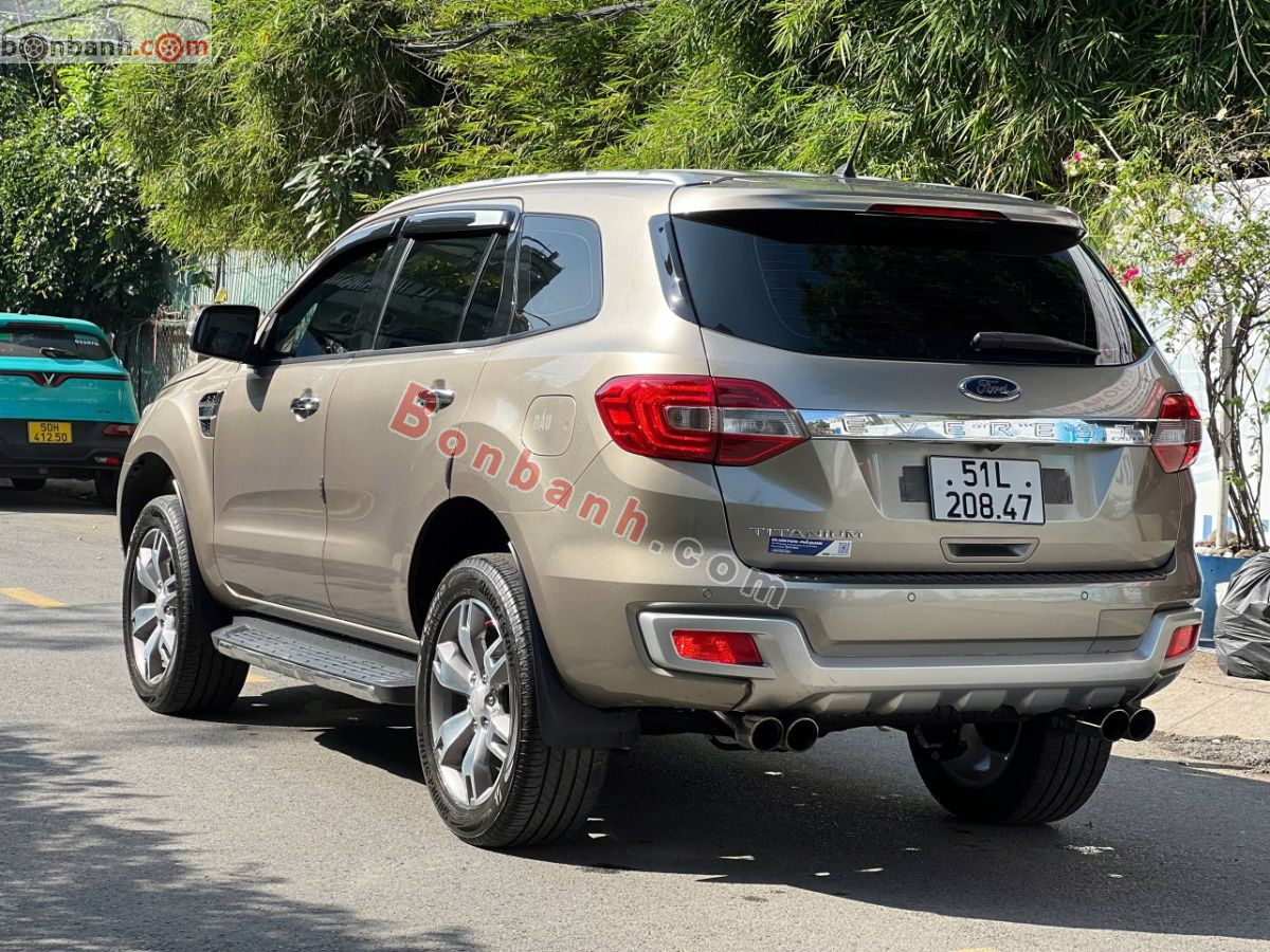 Bán ô tô Ford Everest Titanium 2.2L 4x2 AT - 2017 - xe cũ