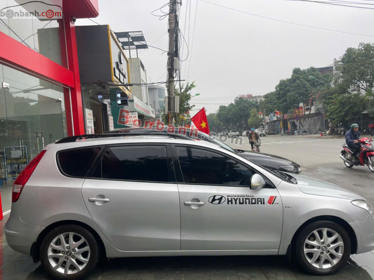 Bán ô tô Hyundai i30 CW 1.6 AT - 2011 - xe cũ