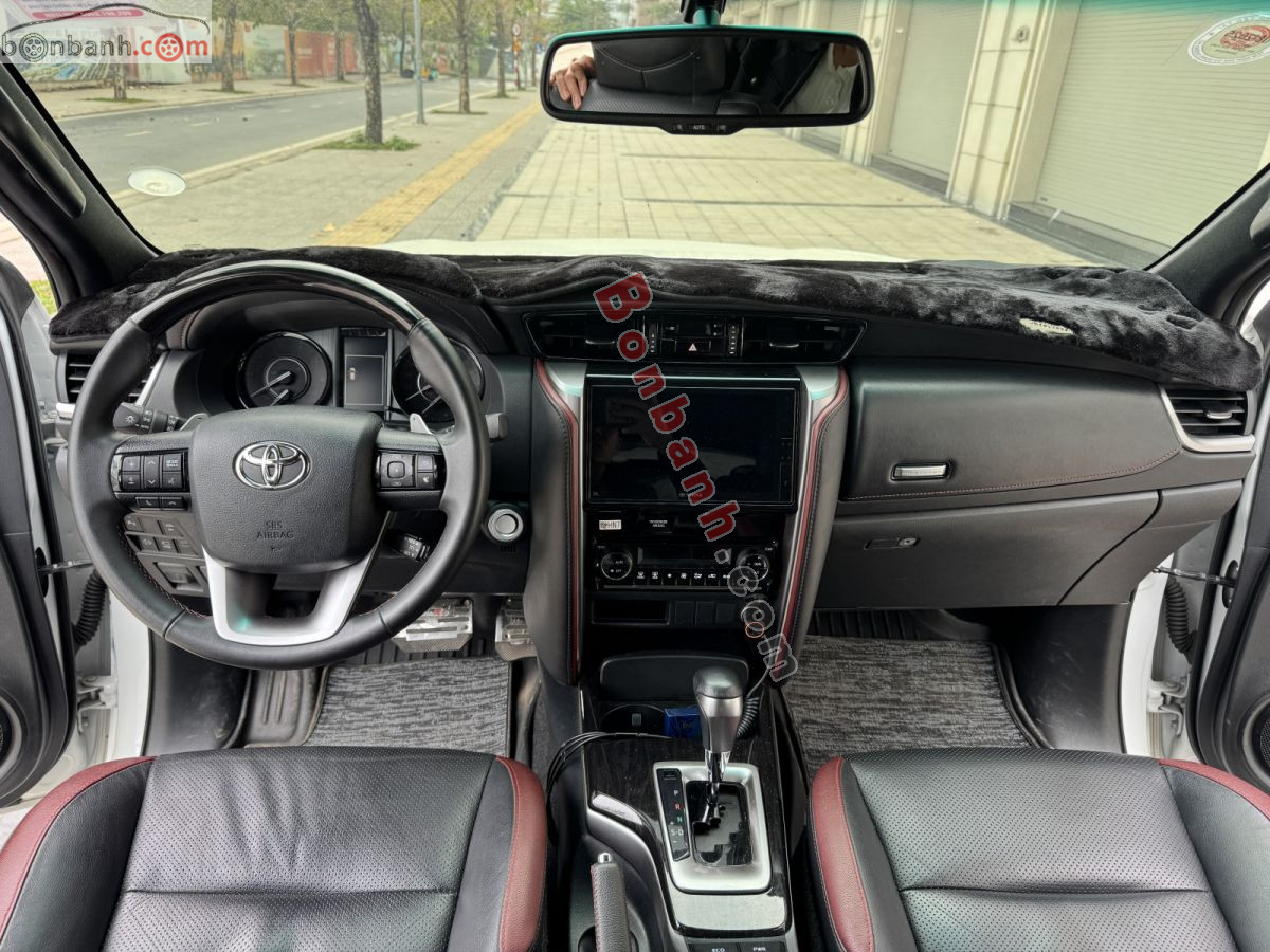 Bán ô tô Toyota Fortuner Legender 2.4L 4x2 AT - 2024 - xe cũ