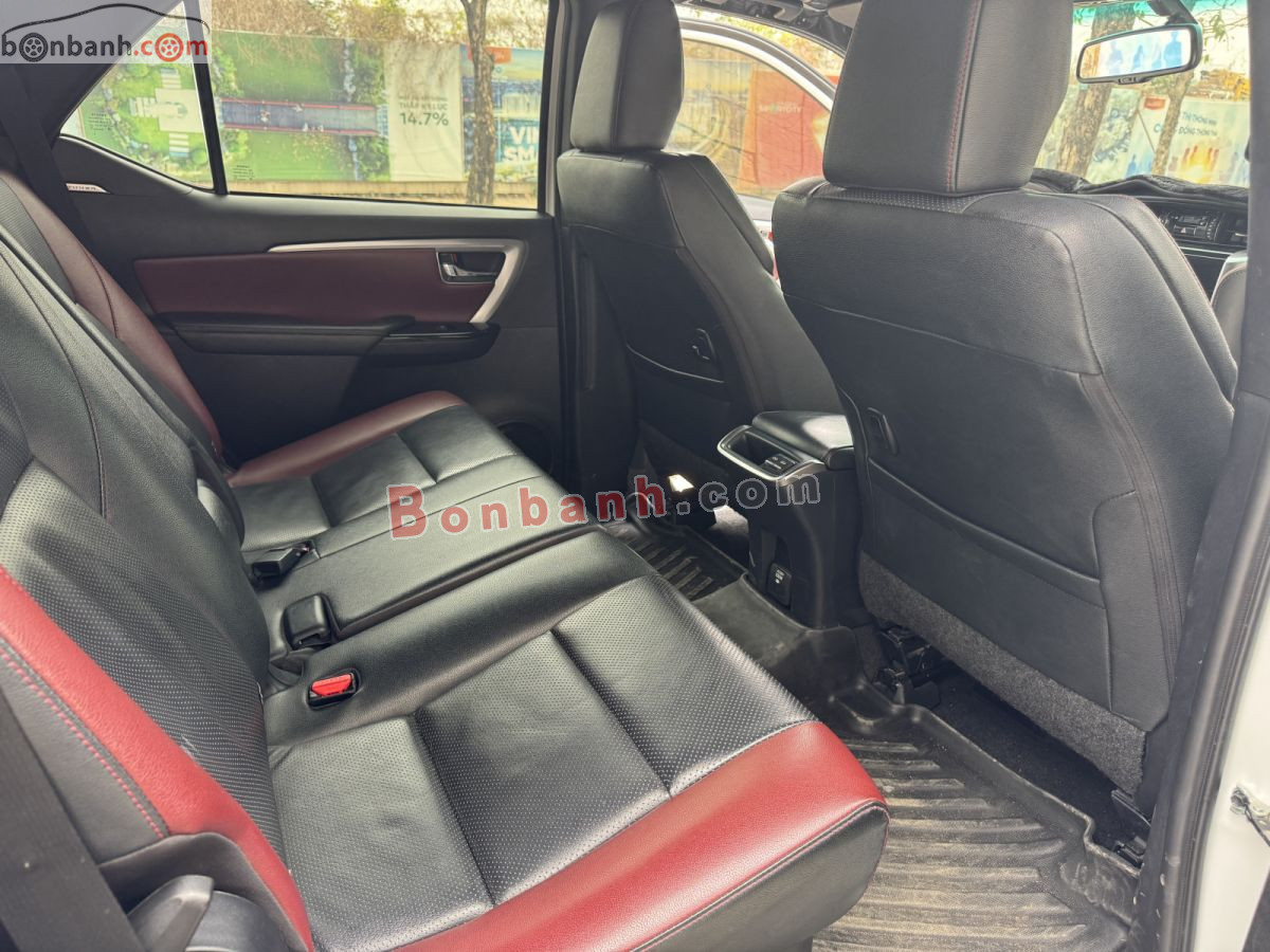 Bán ô tô Toyota Fortuner Legender 2.4L 4x2 AT - 2024 - xe cũ