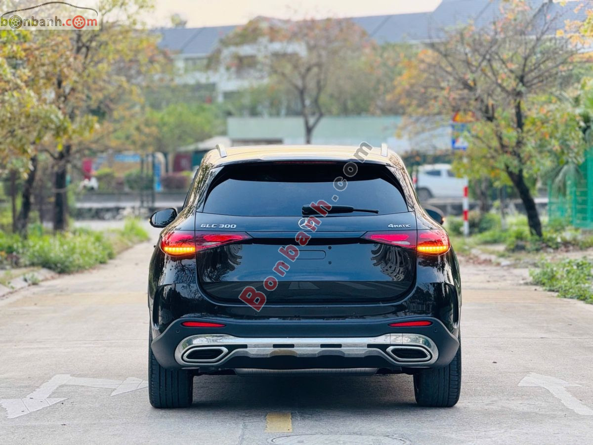 Bán ô tô Mercedes Benz GLC 300 4Matic - 2023 - xe cũ