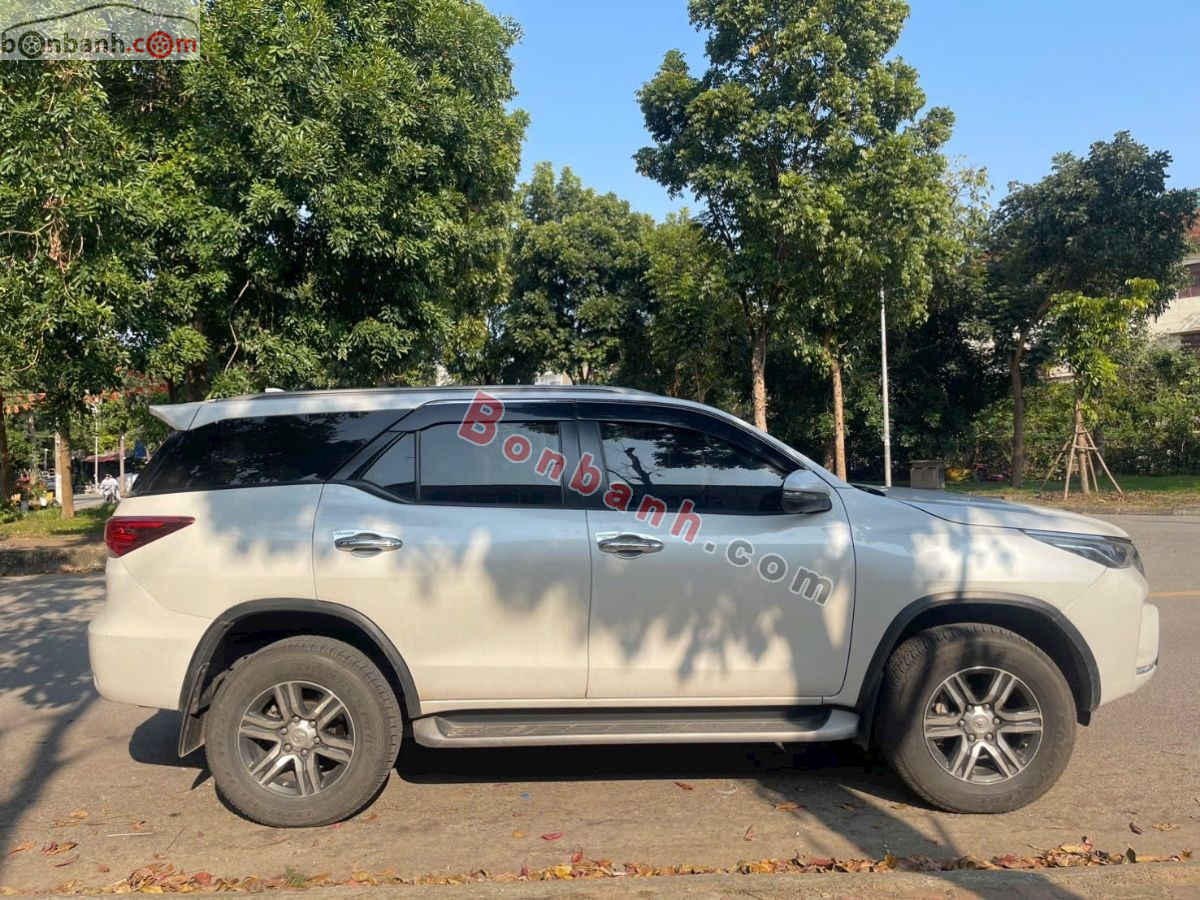 Bán ô tô Toyota Fortuner 2.4L 4x2 AT - 2022 - xe cũ
