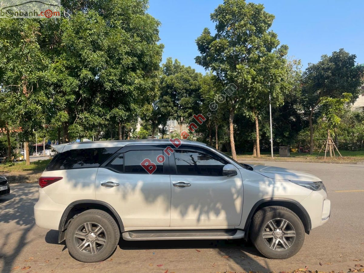 Bán ô tô Toyota Fortuner 2.4L 4x2 AT - 2022 - xe cũ