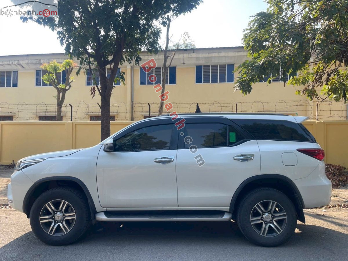 Bán ô tô Toyota Fortuner 2.4L 4x2 AT - 2022 - xe cũ