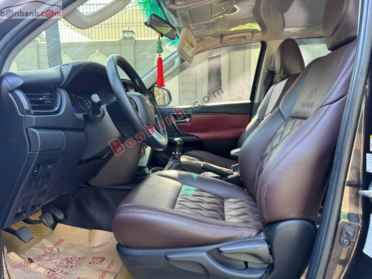 Bán ô tô Toyota Fortuner 2.4G 4x2 MT - 2018 - xe cũ