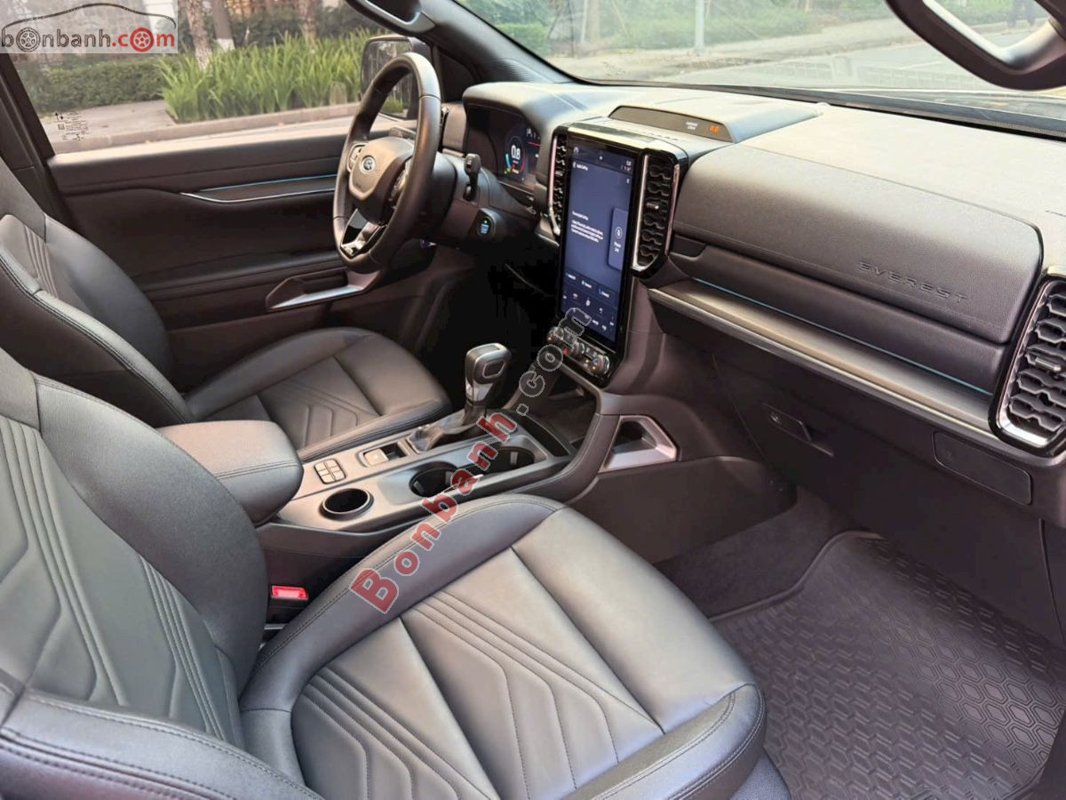 Bán ô tô Ford Everest Titanium 2.0L 4x2 AT - 2022 - xe cũ