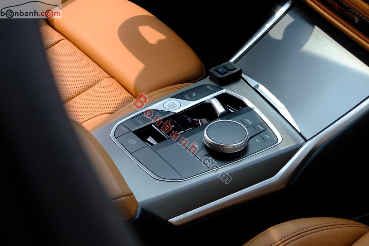 Bán ô tô BMW 3 Series 320i Sport Line - 2025 - xe cũ