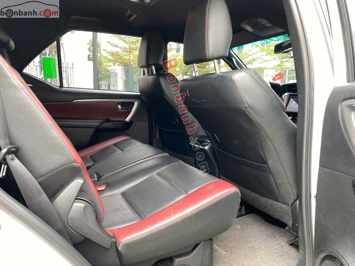 Bán ô tô Toyota Fortuner Legender 2.4L 4x2 AT - 2024 - xe cũ