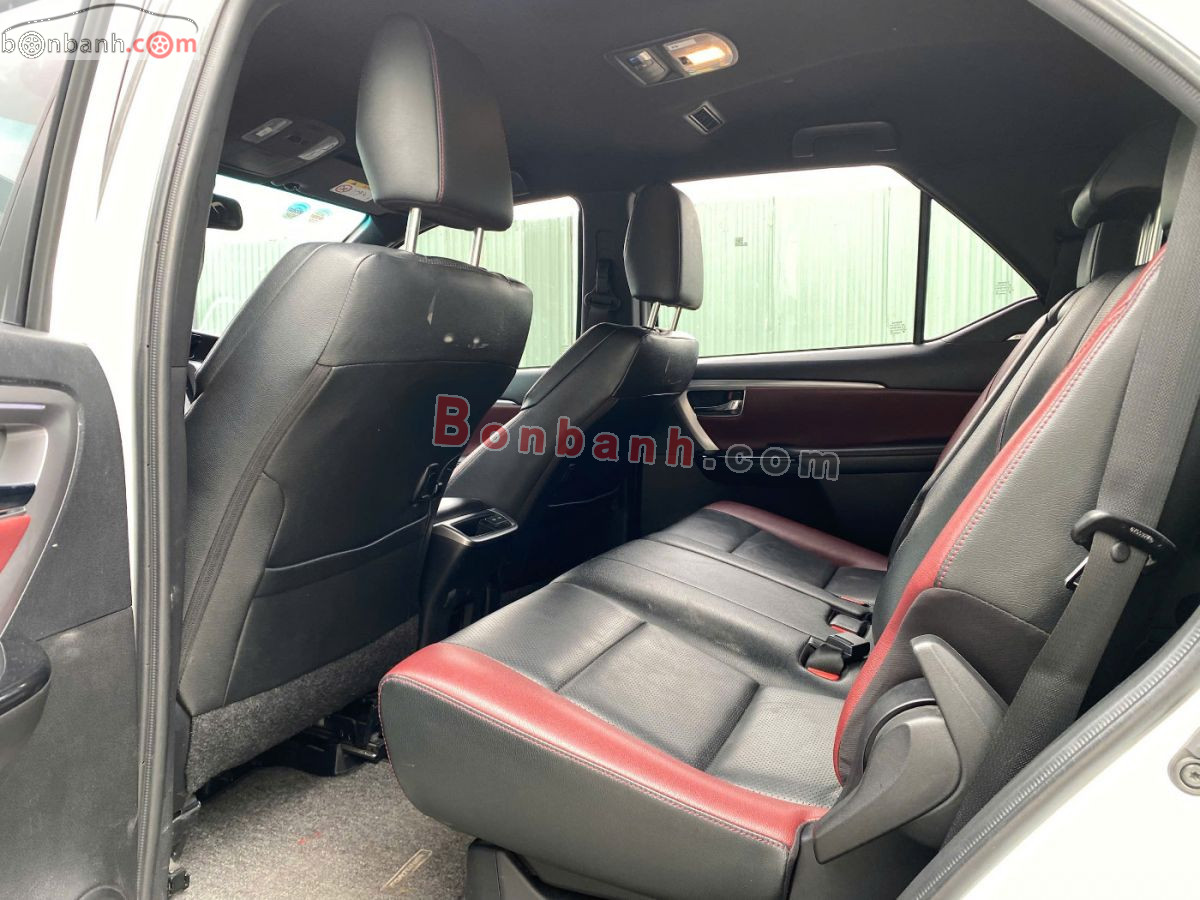 Bán ô tô Toyota Fortuner Legender 2.4L 4x2 AT - 2024 - xe cũ