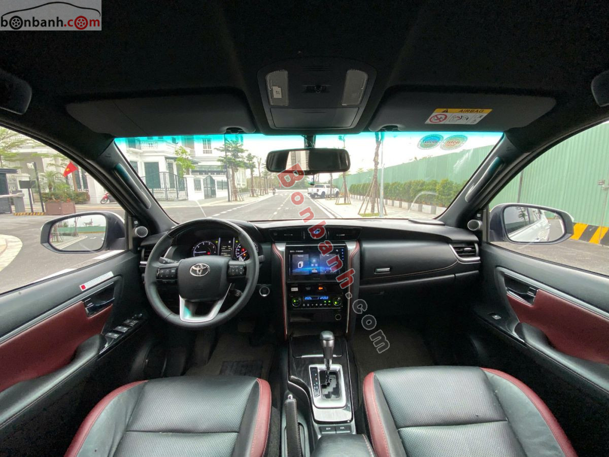 Bán ô tô Toyota Fortuner Legender 2.4L 4x2 AT - 2024 - xe cũ