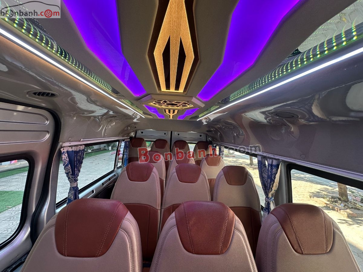 Bán ô tô Ford Transit Tiêu chuẩn - 2023 - xe cũ