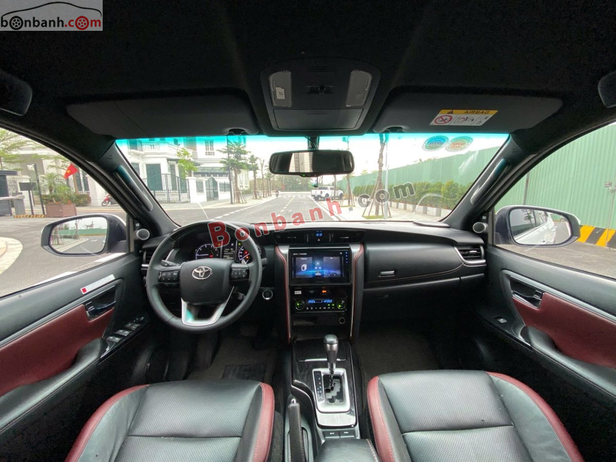 Bán ô tô Toyota Fortuner Legender 2.4L 4x2 AT - 2024 - xe cũ
