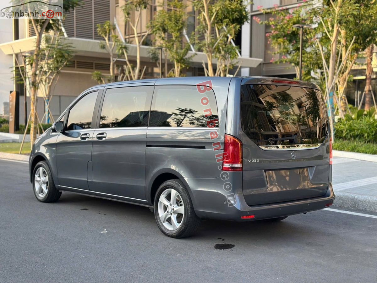 Bán ô tô Mercedes Benz V class V250 Avantgarde - 2016 - xe cũ