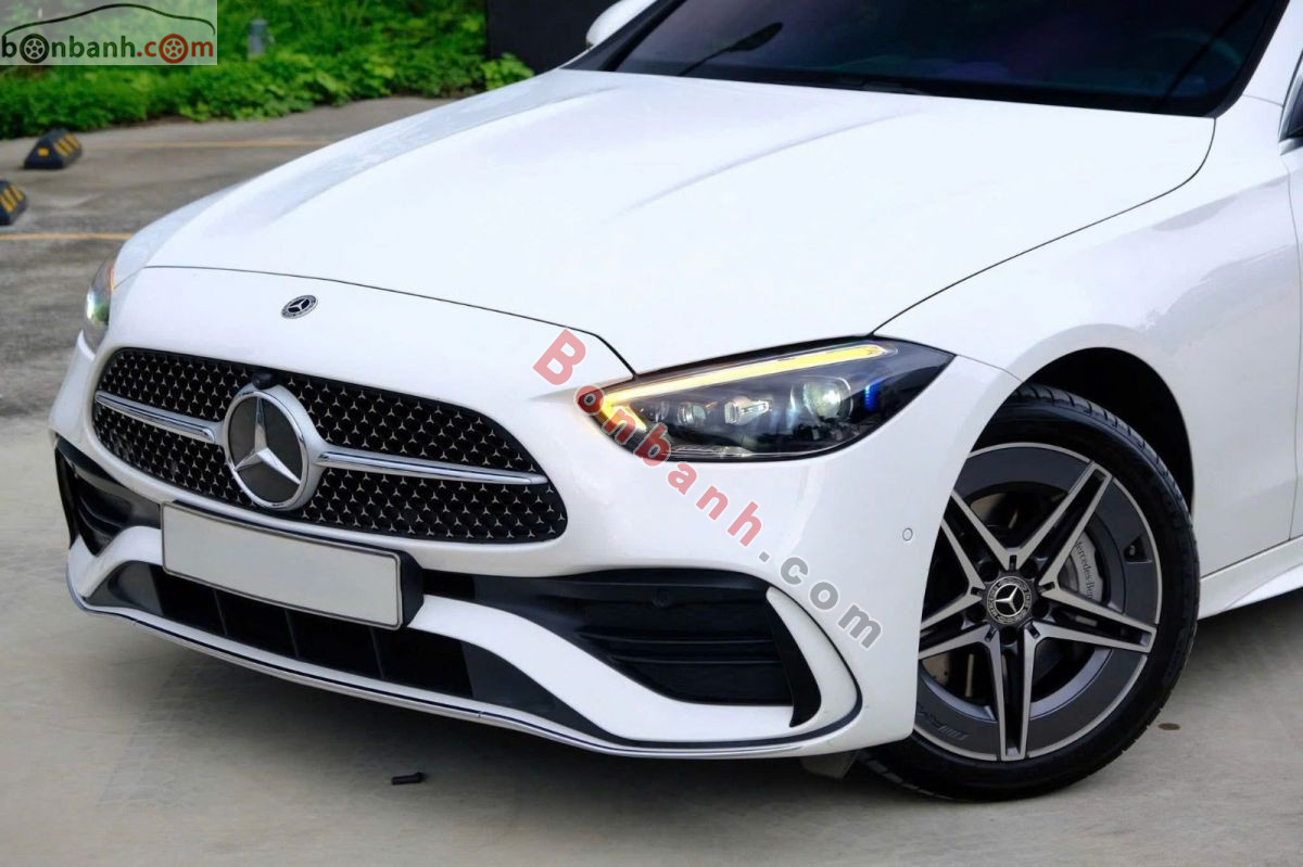 Bán ô tô Mercedes Benz C class C300 AMG - 2022 - xe cũ