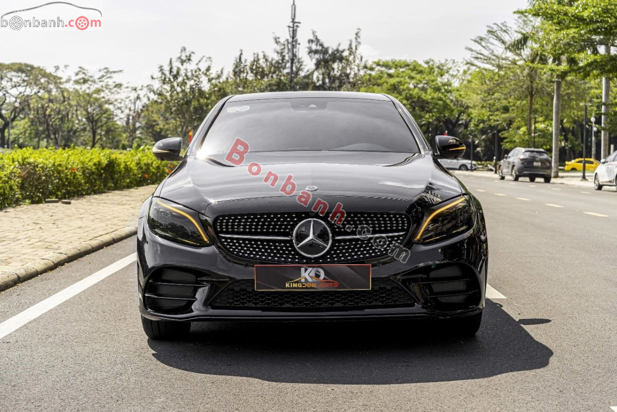 Bán ô tô Mercedes Benz C class C300 AMG - 2019 - xe cũ