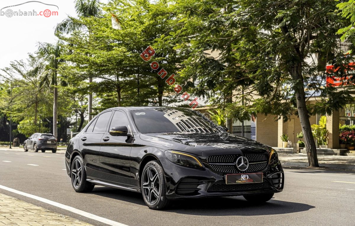 Bán ô tô Mercedes Benz C class C300 AMG - 2019 - xe cũ