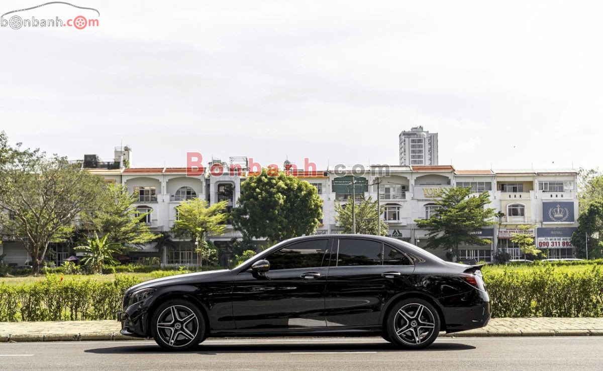 Bán ô tô Mercedes Benz C class C300 AMG - 2019 - xe cũ