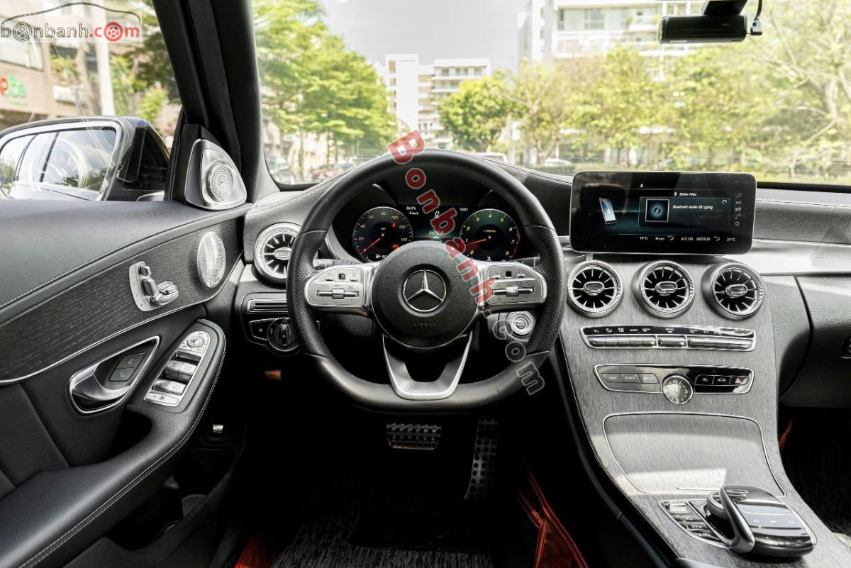 Bán ô tô Mercedes Benz C class C300 AMG - 2019 - xe cũ