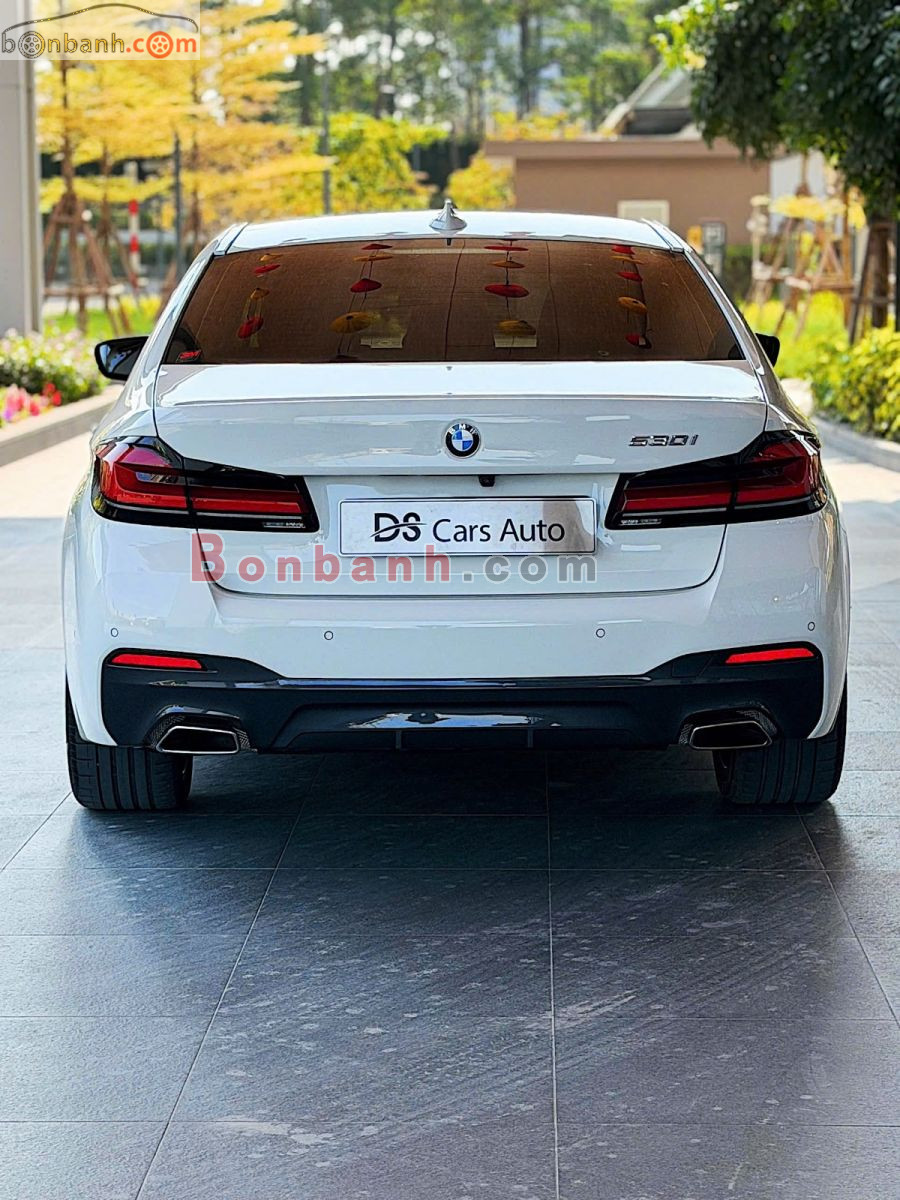 Bán ô tô BMW 5 Series 520i M Sport - 2023 - xe cũ