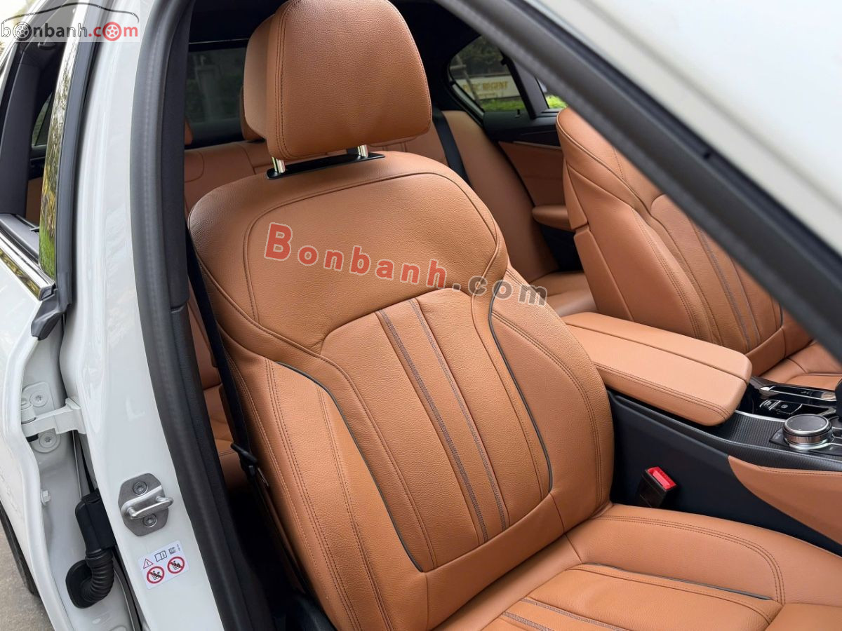 Bán ô tô BMW 5 Series 520i M Sport - 2023 - xe cũ