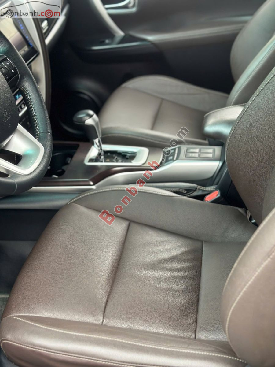 Bán ô tô Toyota Fortuner 2.8V 4x4 AT - 2019 - xe cũ